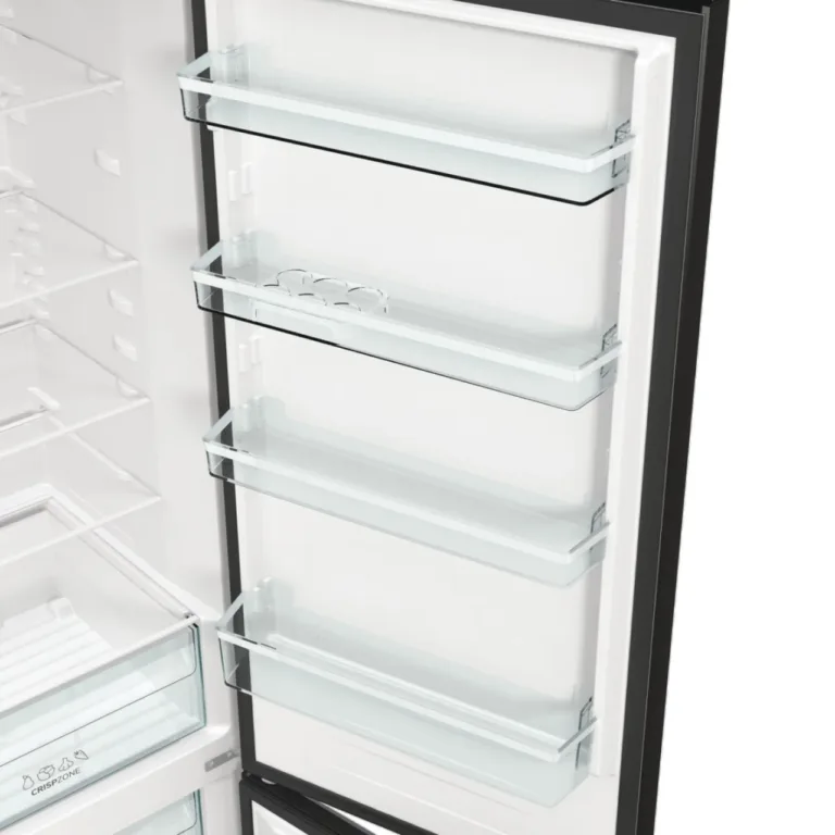 must no frost kombikülmik Gorenje NRK6202EBXL4 diagonaalvaade