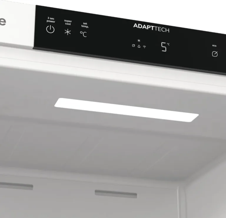 Gorenje külmiku ukseriiulid ja klaasservad, sisemusest vaade