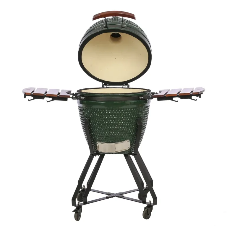 Grill keskjoonduatud eestvaates, valge taust, symmeetriline, kõik detailid selged, väga hea peapilt.