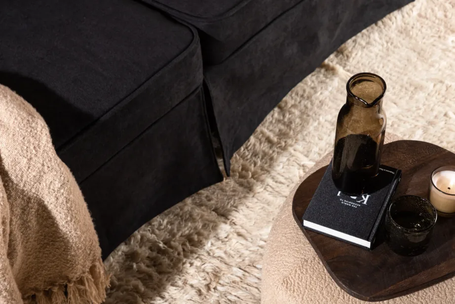 2-kohaline mustast sametist põhjamaise disainiga diivan Anton, 15547-888 – 9