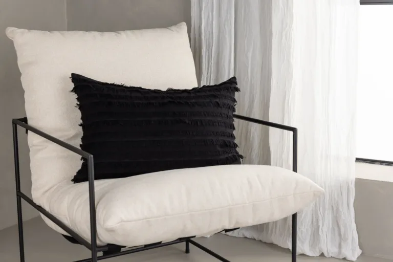 Must puuvillane dekoratiivpadjakatte Edith 40 × 60 cm - 16070-500