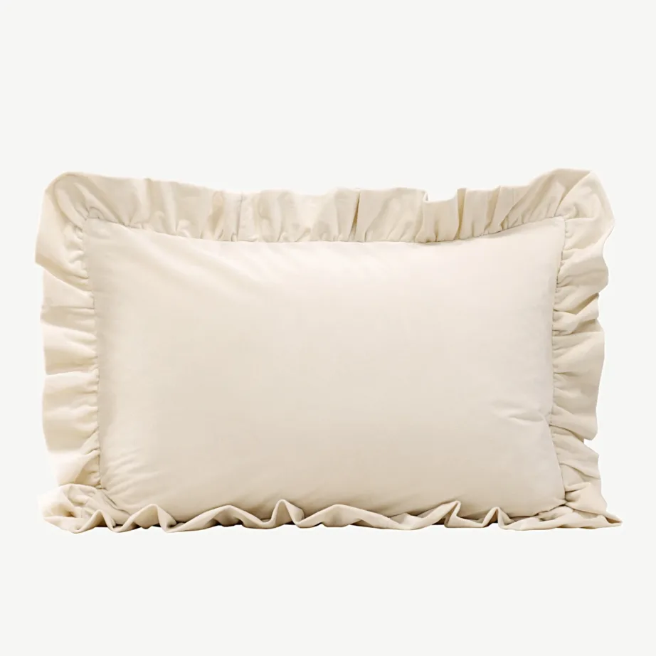 Valge sametine dekoratiivpadjakate Hailey volangservaga, 40×60 cm, 17007-501 – 2