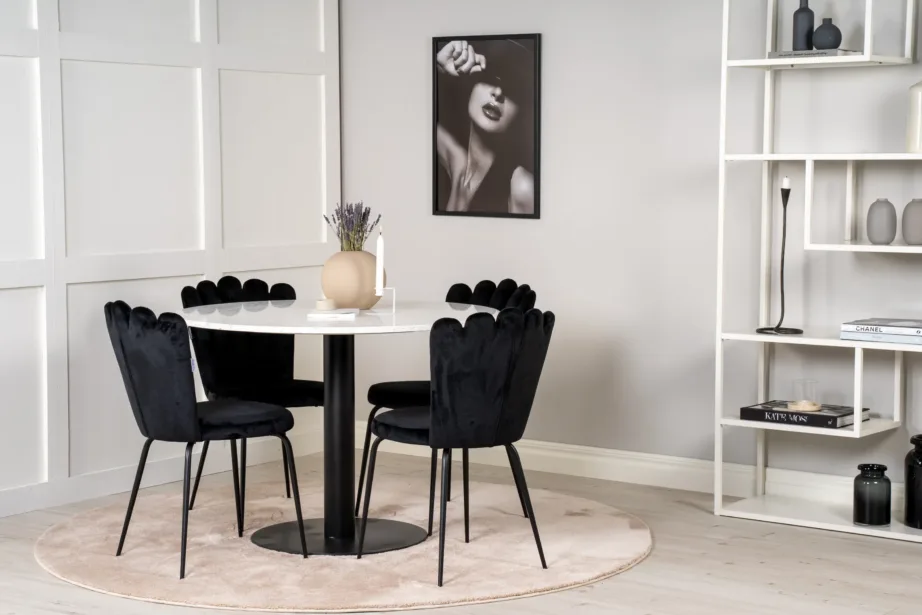 Razzia ümmargune valge terrazzo söögilaud ja mustad sametist toolid Limhamn, GR19214 – 3