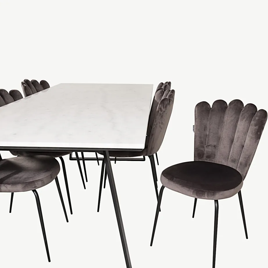 Valgest marmorist Estelle söögilaud mustade jalgadega ja hallid sametist Limhamni toolid, GR19240 – 4