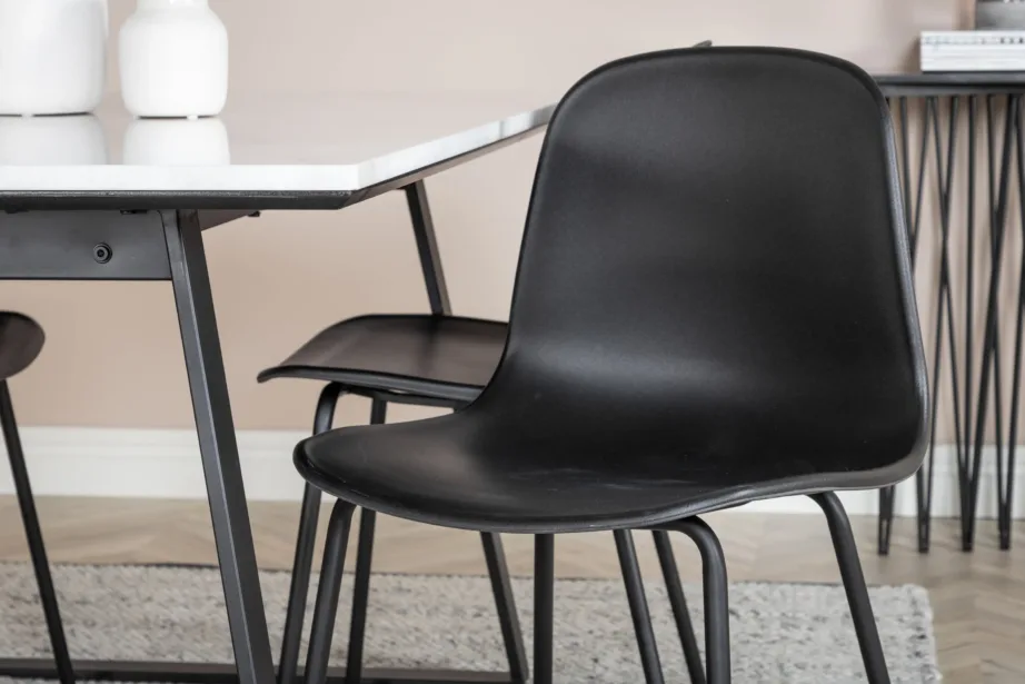 Estelle söögigrupi komplekt marmorist lauaplaadi ja mustade toolidega (140×90 cm), GR19991 – 7