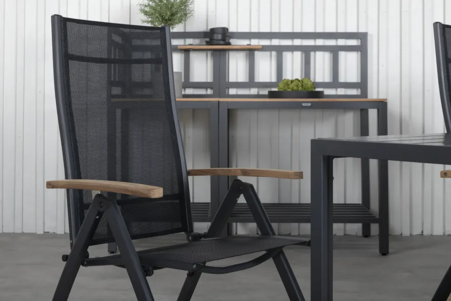 Must välimööblikomplekt Break – suur laud ja reguleeritavate tiigipuukäetugedega toolidega, GR21704 – 9