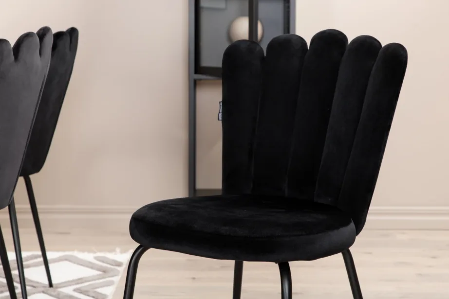 Piazza ristkülikukujuline söögilauakomplekt musta raamiga ja Limhamn velvetist toolid, GR22264 – 11