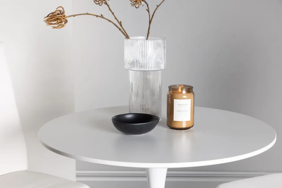 Ümmargune valge söögilauakomplekt Hamden kahe Pastill tooliga (MDF, kunstnahk, Ø60 cm), GR23915 – 10