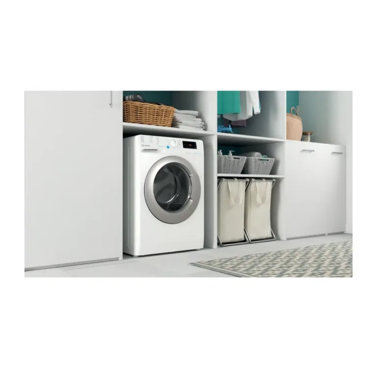 Indesit eestlaetav pesumasin 7kg avatud uksega