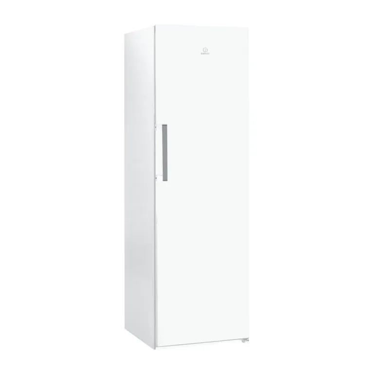 valge larder külmik 323l Indesit SI6 2 W eestvaates
