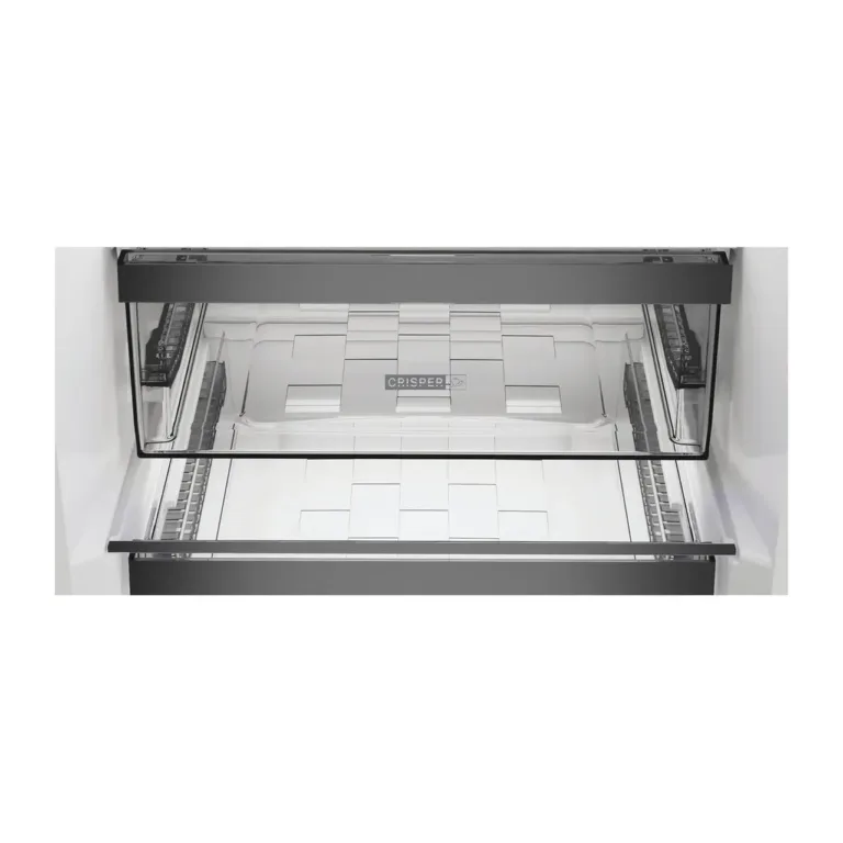 Whirlpool WHK 26402 XP4E külmik täidetud toiduainetega