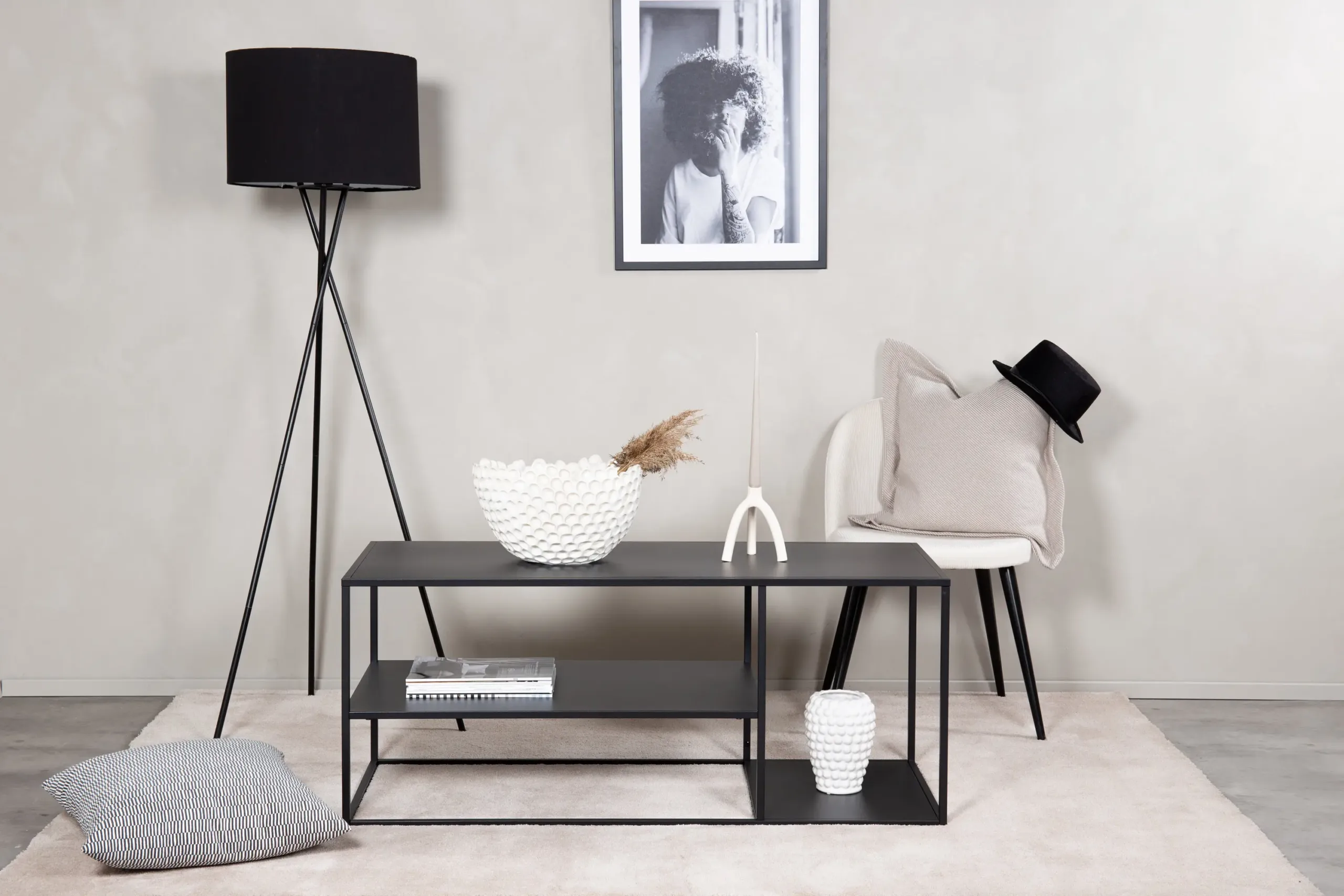 Mustast terasest diivanilaud Staal, 120 × 50 cm, minimalistlik disain - 18081-208
