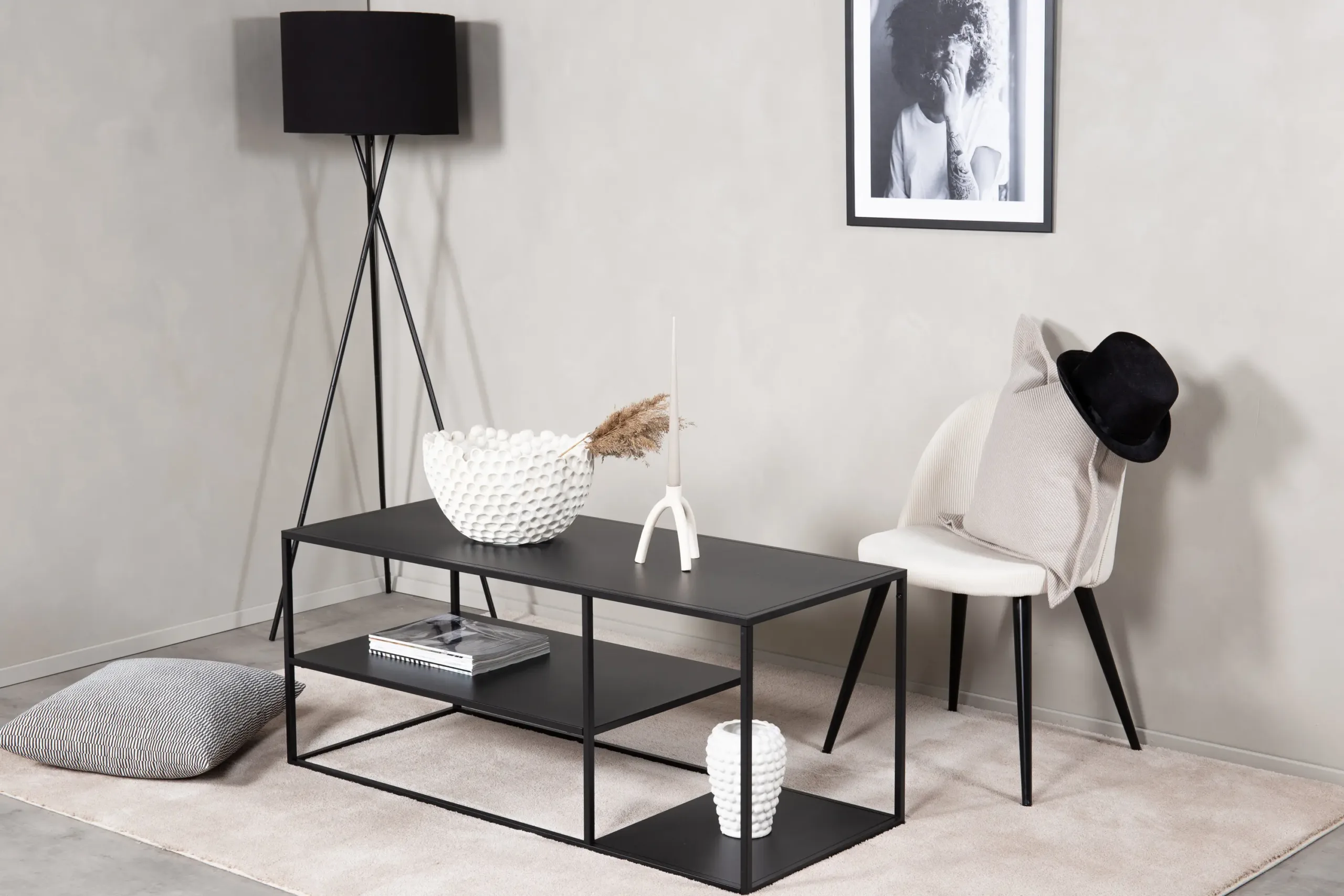 Mustast terasest diivanilaud Staal, 120 × 50 cm, minimalistlik disain - 18081-208