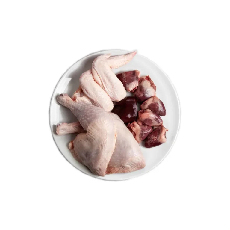 Terve kana ja hanesüda taldrikul, märgtoidu koostis