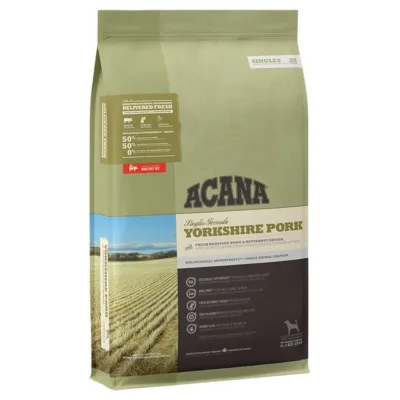 acana yorkshire pork koeratoit 11,4 kg pakend põldude taustal