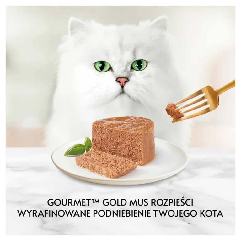 Kass sööb Gourmet Gold musitüüpi märgtoitu