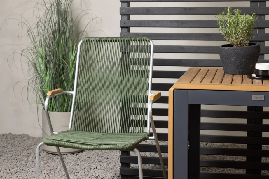 Diego ristkülikukujuline aiakomplekt, pruunist puitplastkomposiidist laud ja rohelised terastoolid, GR23400 – 9