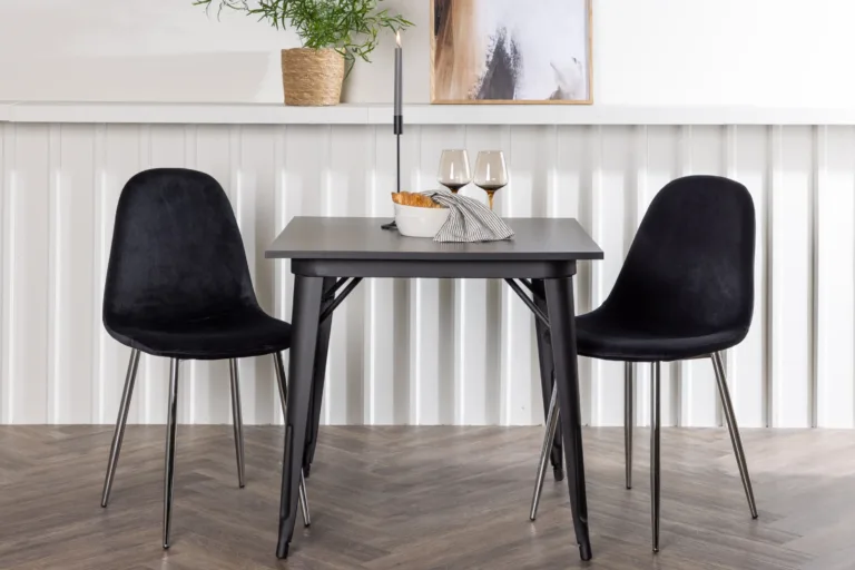 Must söögilaua ja mustade velvetkattega toolide komplekt Tempe & Polar, metallist jalgadel - GR23904