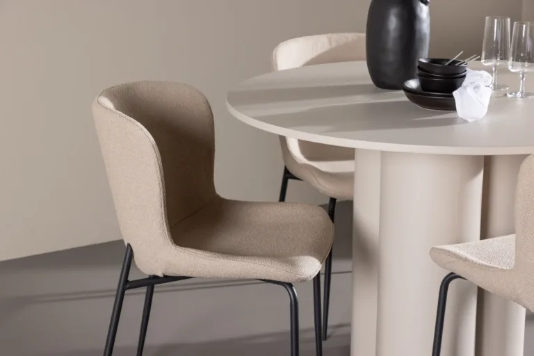 Ümmargune söögilaud Olivia koos nelja beeži Modesto bukleetooliga (MDF, ø110 cm) - GR24445
