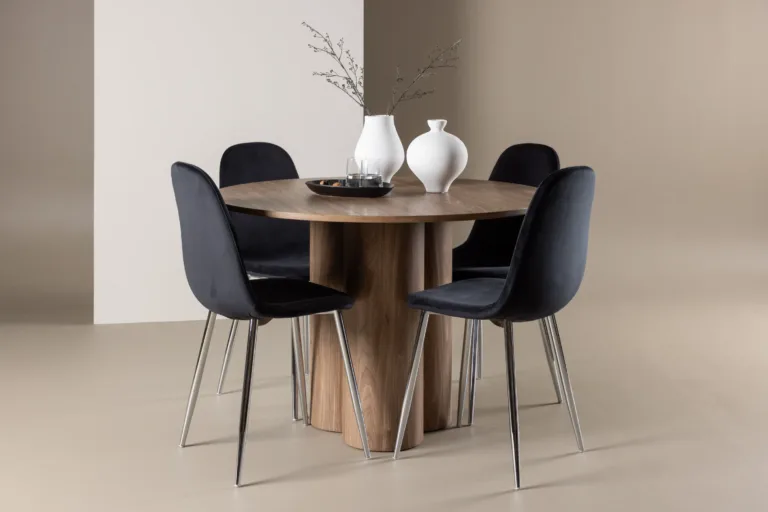 Ümmargune söögilaud Olivia pruunist MDF-ist (ø110 cm) ja mustad velvetist Polar toolid - GR24470