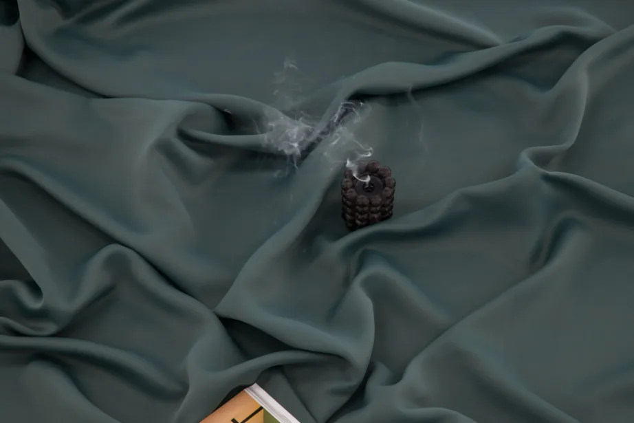 Evelyni sinakasroheline pimendav polüesterkardin, 135×240 cm, mitme kinnitusviisiga, 2 tk komplektis, 15929-907 – 5