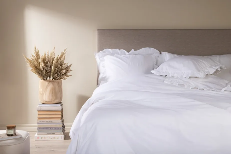 Valge satsidega puuvillane voodipesukomplekt Levi (240×220 cm), 16014-501 – 4