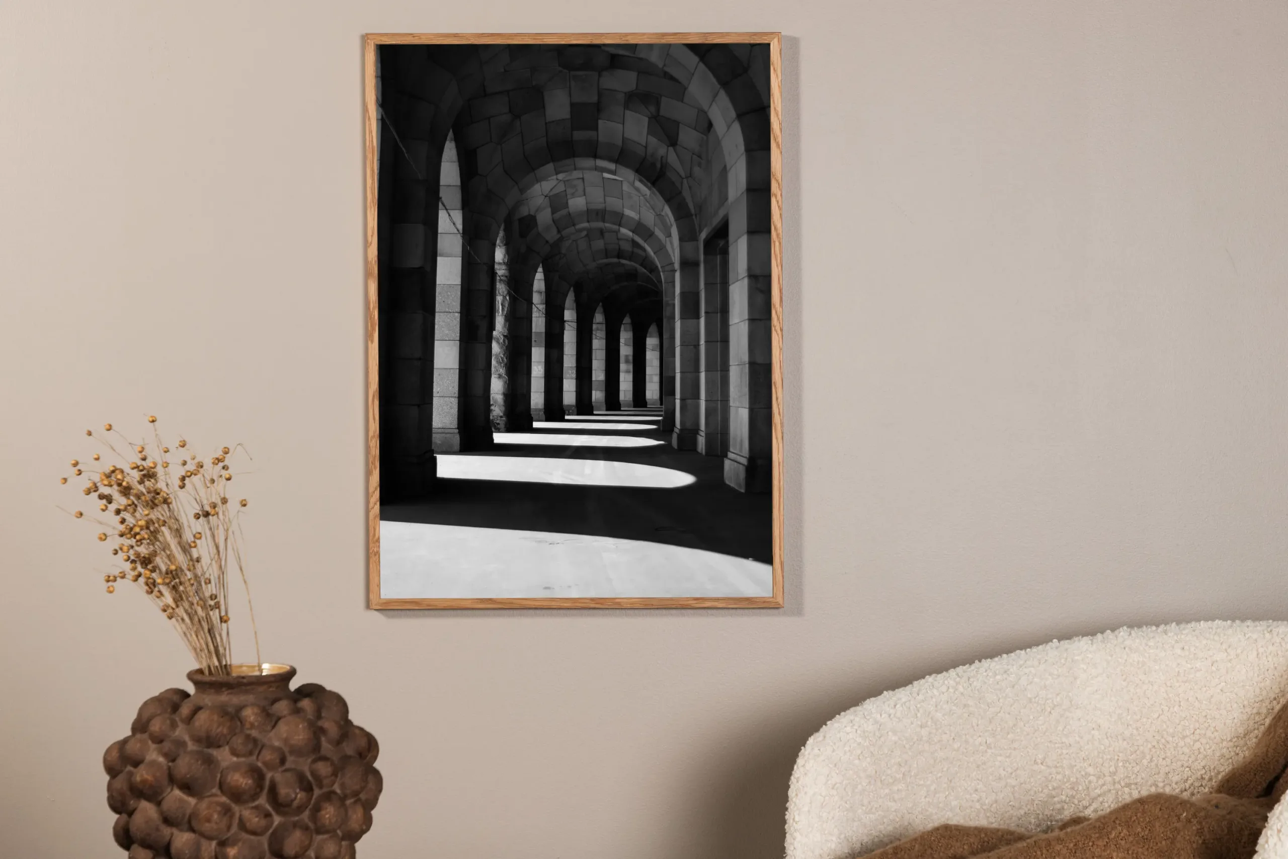 Walkway mustvalge fotokunsti poster, 70 x 100 cm, beež - 60060-004