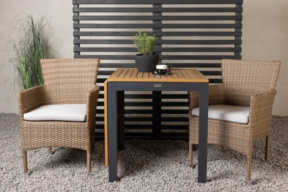 Ristkülikukujuline laiendatav aiamööblikomplekt Diego (puitplastkomposiidist, musta alumiiniumiga, 2 kunstrotangist tugitooliga), GR23405 – 8