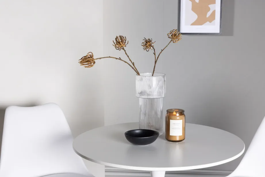 Hamdeni ümmargune valge söögilauakomplekt Zeno valgete toolidega, GR23919 – 10