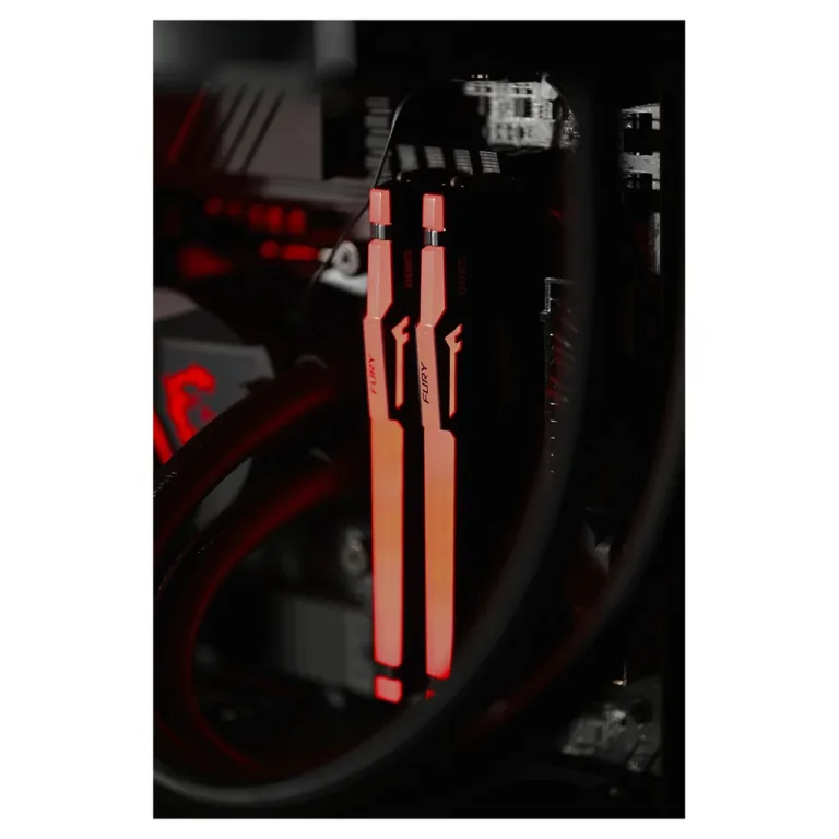 Actina KOMAAAGIP1537 AMD Ryzen 7 7700X/32GB/1TB SSD/Radeon RX 7800 XT must 32 GB DDR5 mänguriarvuti Wi-Fi 6E ja 750W Gold toiteplokiga