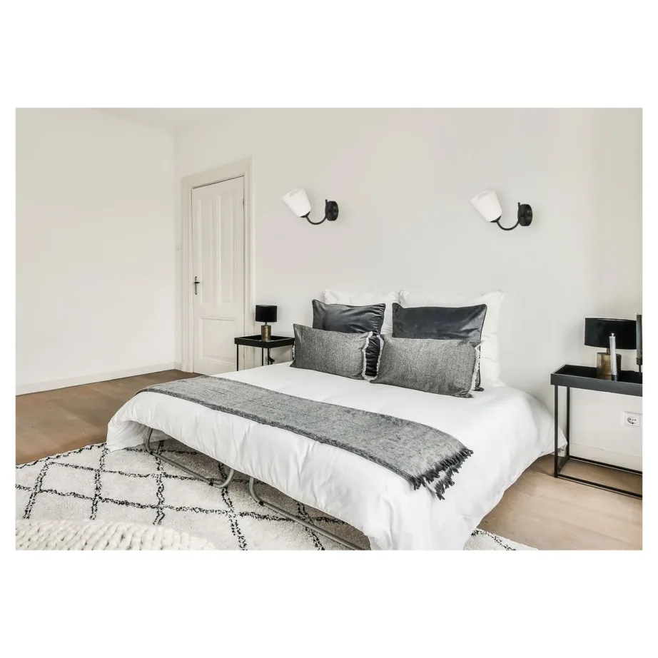 Activejet AJE-ALMA 1P must metallist 28×18 cm E27 seinavalgusti siseruumidesse – 4