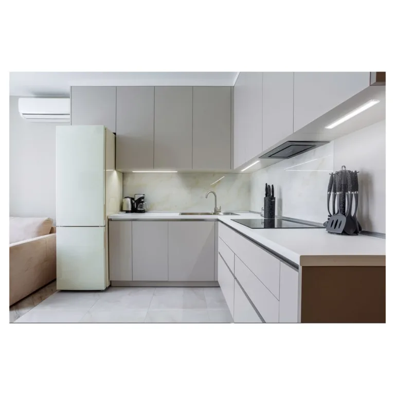 Activejet AJE-DRACO 13W 392x41 mm valge LED garderoobi-alusvalgusti reguleeritava valgusega
