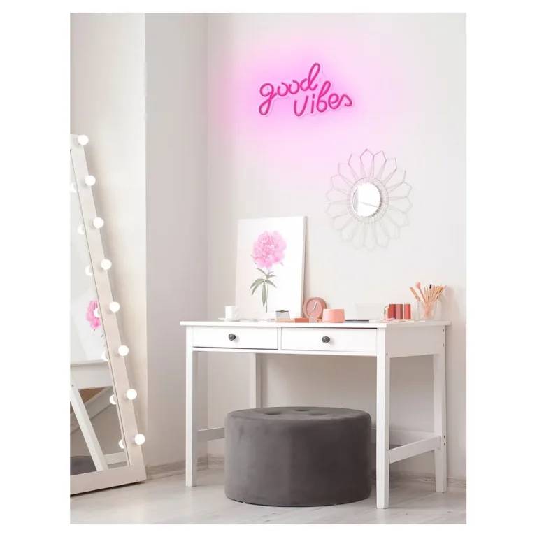 Activejet AJE-NEON VIBES 330x160 mm mitmevärviline LED-neoonvalgusti USB-toitega siseruumidesse