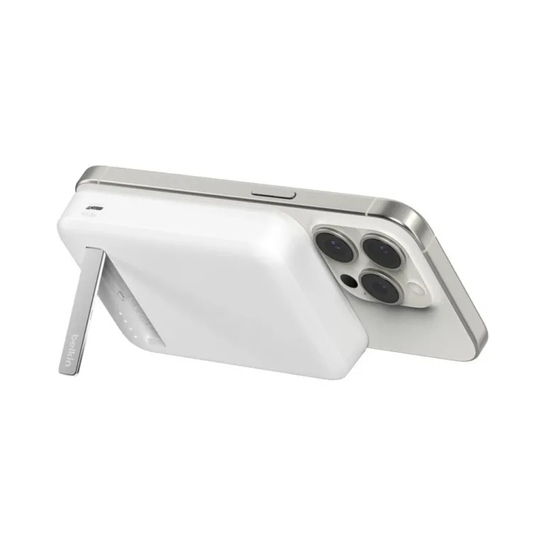 Belkin BoostCharge Pro BPD007BTWH 8000 mAh valge MagSafe kiirlaadimisega juhtmevaba akupank, 15 W USB-C, kuni 2 seadmele