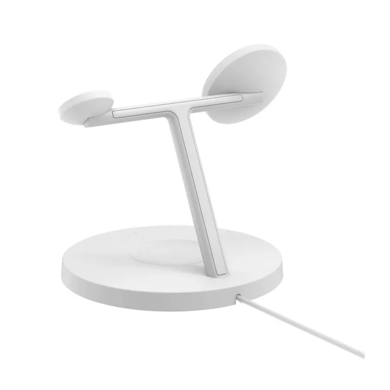 Belkin BoostCharge Pro WIZ032KQWH 3-seadme 15W MagSafe Qi2 valge juhtmevaba laadimisjaam (iPhone, Apple Watch, AirPods) USB-toitega, 1,5 m kaabel, kiirlaadimine