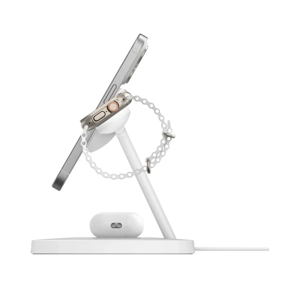 Belkin BoostCharge Pro WIZ032KQWH 3-seadme 15W MagSafe Qi2 valge juhtmevaba laadimisjaam (iPhone, Apple Watch, AirPods) USB-toitega, 1,5 m kaabel, kiirlaadimine – 3