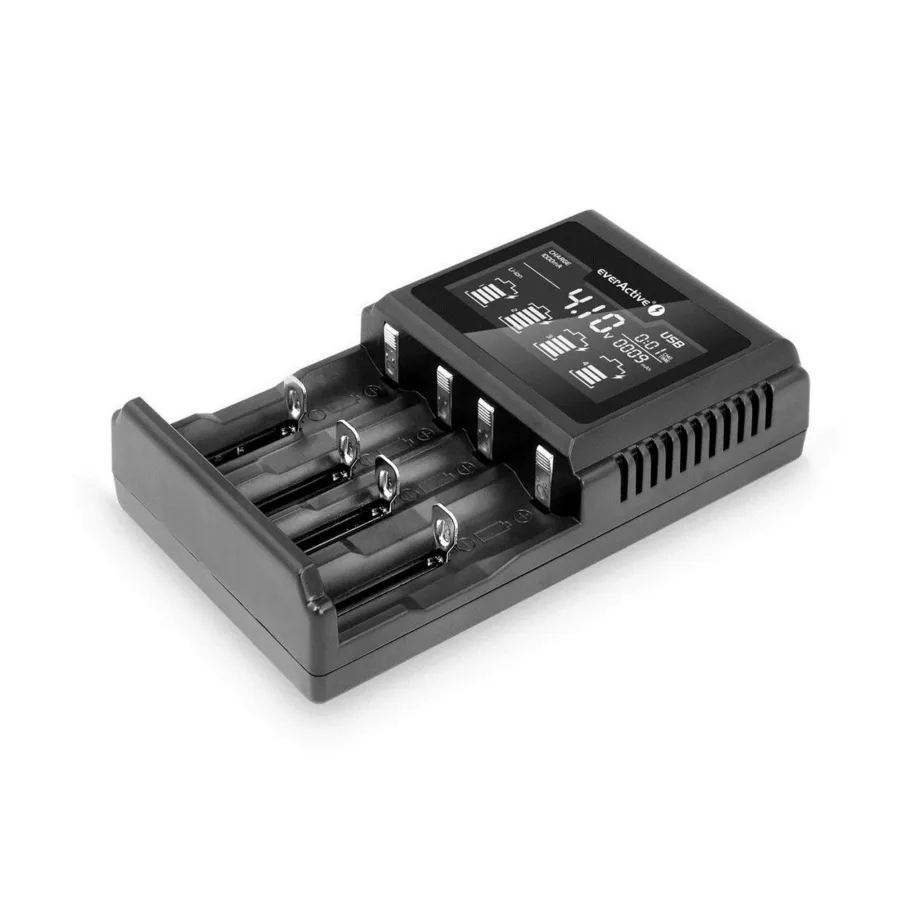 everActive UC-4000 must 4-pesaline Li-Ion AA/AAA/C/D akulaadija, 100–240 V sisend, toiteadapteriga – 2