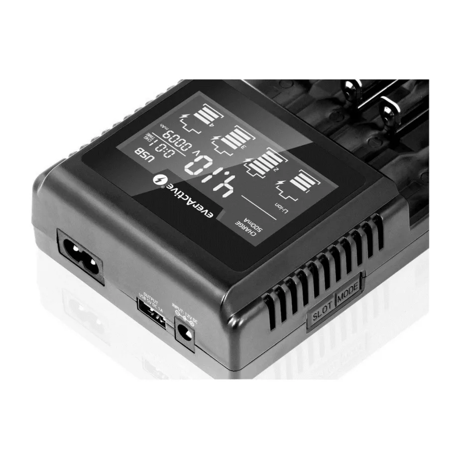 everActive UC-4000 must 4-pesaline Li-Ion AA/AAA/C/D akulaadija, 100–240 V sisend, toiteadapteriga – 9