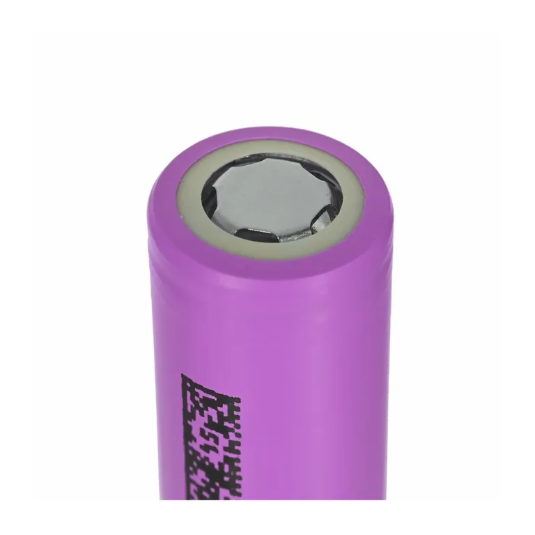 Green Cell 20GC18650NMC26 20 × 18650 2600mAh 3,6V roosad liitiumioonlaetavad akud ülekuumenemis- ja ülelaadimiskaitsega