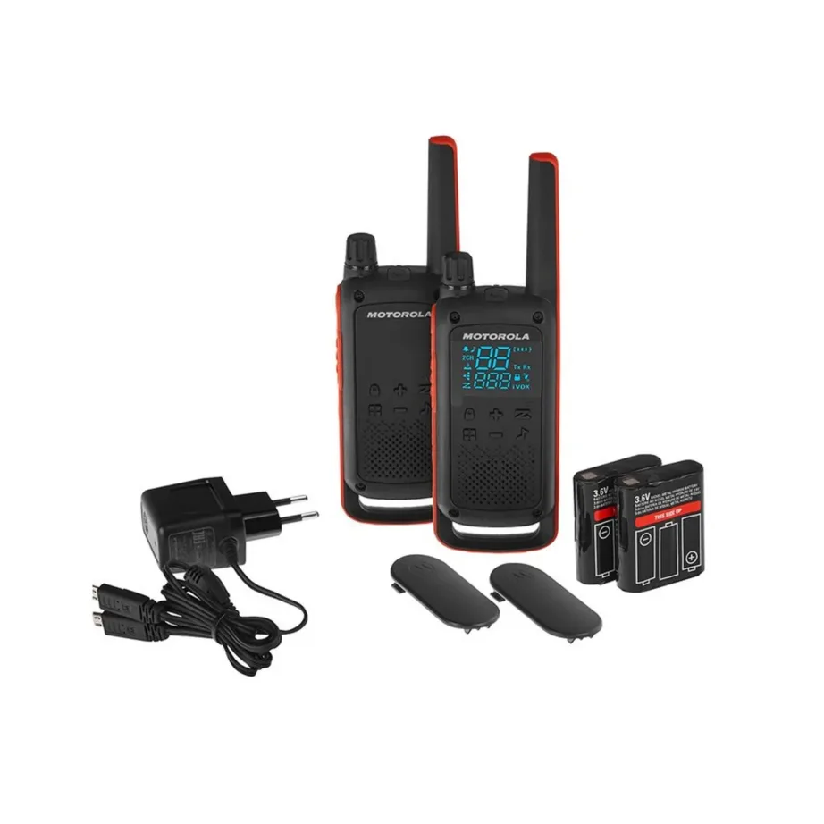 Motorola MOTO82 T82 16-kanaliline oranž-must kahepoolne raadiosaatjate komplekt, 10 km ulatus, laetavate NiMH akude, vööklambri ja laadijaga – 2