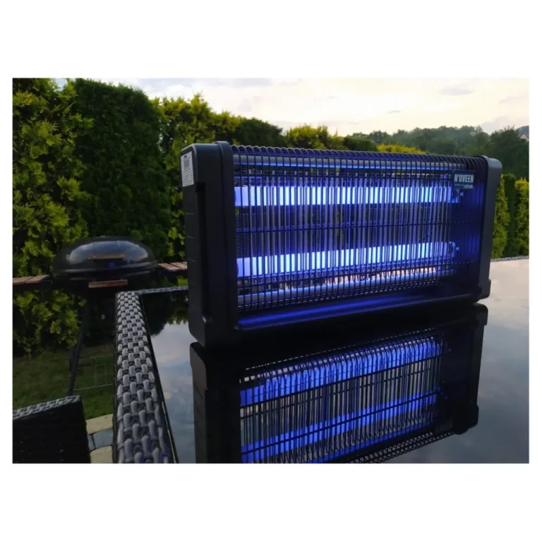 N'OVEEN IKN-30BLAC 54 cm must UV putukatõrjelamp 120 m² jaoks, 2x15W vahetatavate UVA torudega, IPX4, riputatav, siseruumidesse ja välitingimustesse