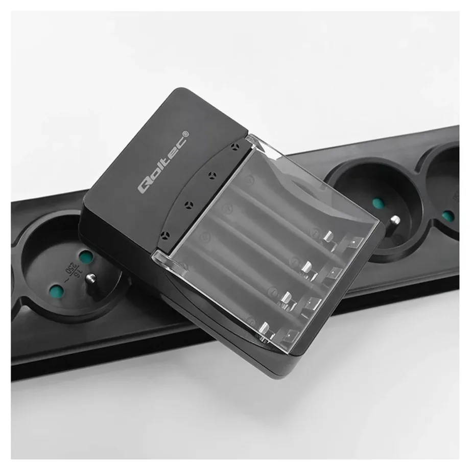 Qoltec 50653 4xAA/AAA Ni-MH akulaadija 220 V, 1,2 V väljundiga, ohutuskaitsetega – 5