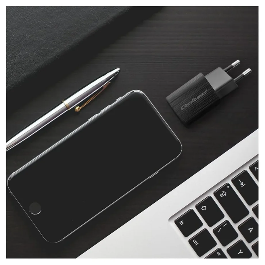 Qoltec 50764 35 W must USB-C/USB-A kiirlaadija 2 seadmele (sülearvutile, telefonile, tahvelarvutile), AC, Ultra Charge, 75x34x34 mm – 2