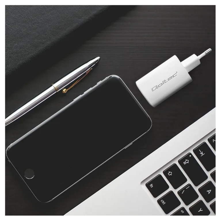 Qoltec 50765 65 W valge USB-C/USB-A kiirlaadija sülearvutile, tahvelarvutile ja nutiseadmetele
