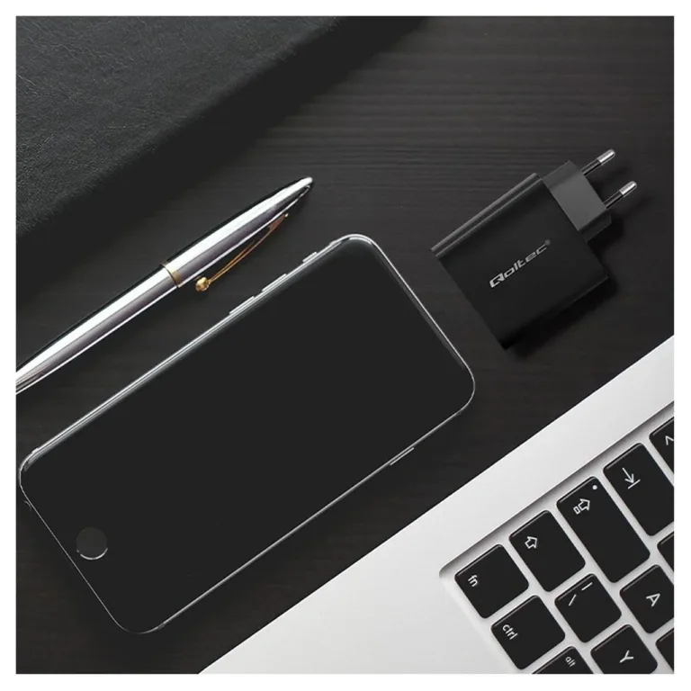 Qoltec 52379 65 W USB-C kiirlaadija, must, 1 port, PD 3.0, 220–240 V, ülepingekaitsega