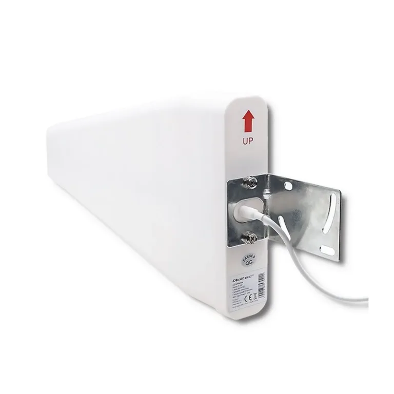 Qoltec 57021 18 dBi valge 4G LTE välisanten, omnidirektsionaalne, 600–2700 MHz, vertikaalne polarisatsioon, SMA