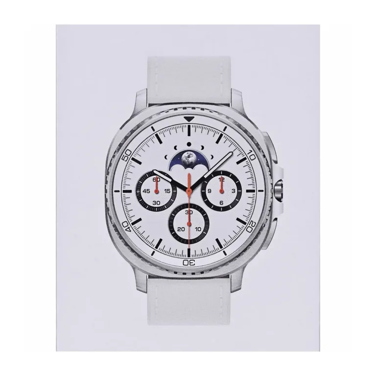 Samsung Galaxy Watch8 Classic SM-L505FZWAEUE 46 mm hõbedane nutikell, 1,3'' AMOLED, 4G, GPS, alumiiniumkorpus, safiirklaas, 64 GB, valge rihm