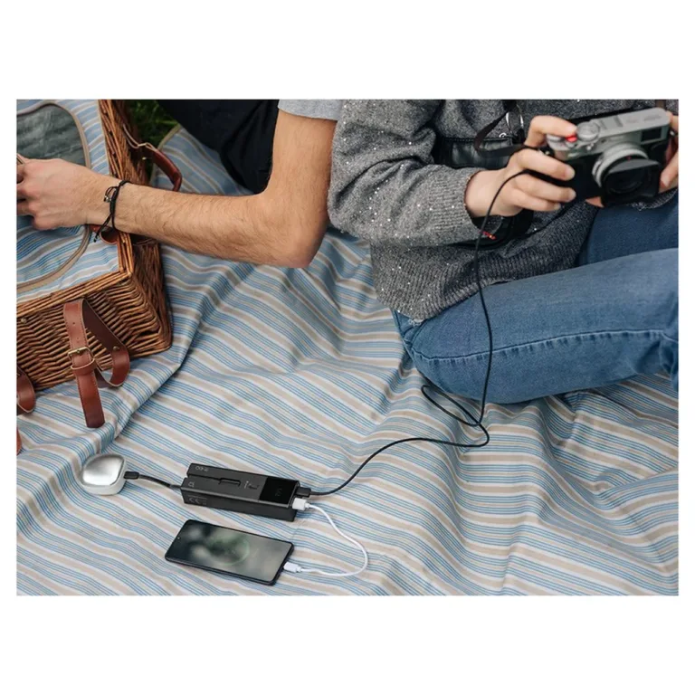 Tracer Quant TRABAT47641 10000mAh 100W PD+QC must akupank, 1x USB-C, 1x USB-A, kiirlaadimine, 121 g