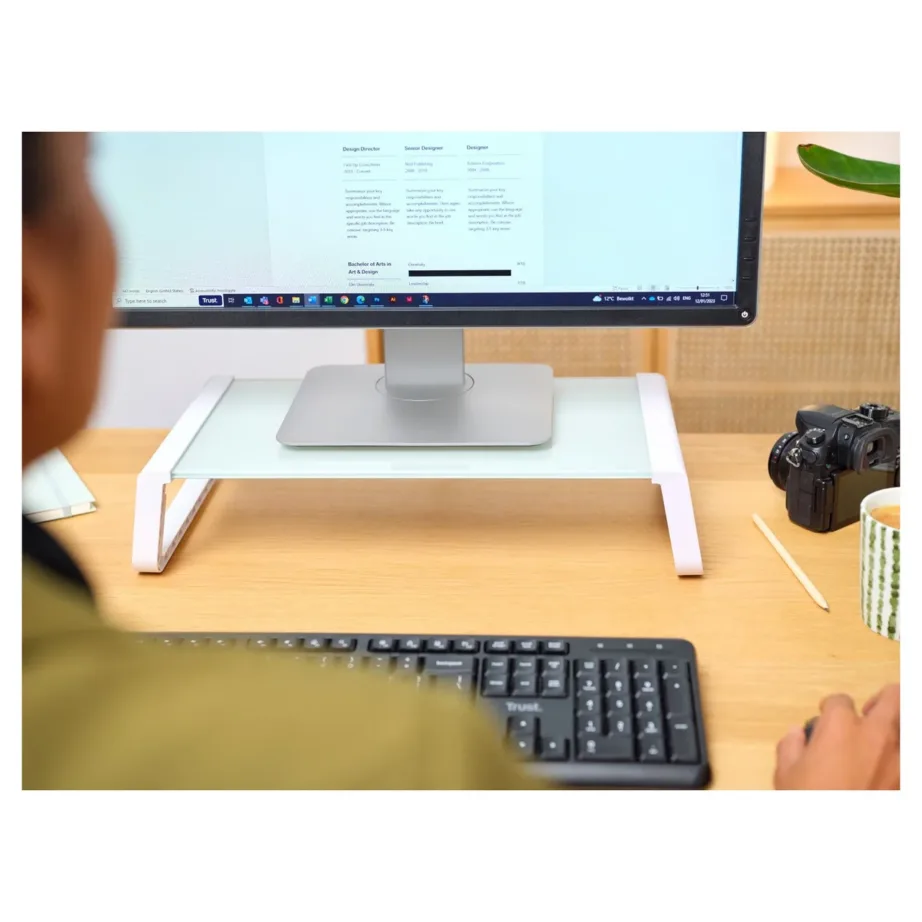 Trust Monta 500x200x100 mm valge karastatud klaasist monitorialus, 10 kg kandevõimega – 4