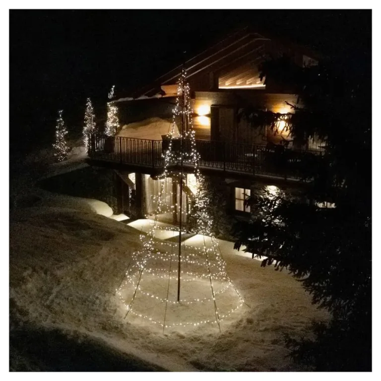 Twinkly Light Tree TWP300SPP-BEU 2 m 300 RGBW LED nutipuu sise- ja välistingimustesse, Bluetooth/Wi-Fi, IP44